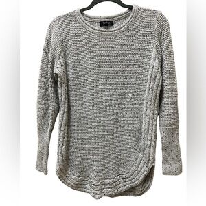 Papillon Light Grey Crochet Round Hem long sleeve crew neck Sweater size M